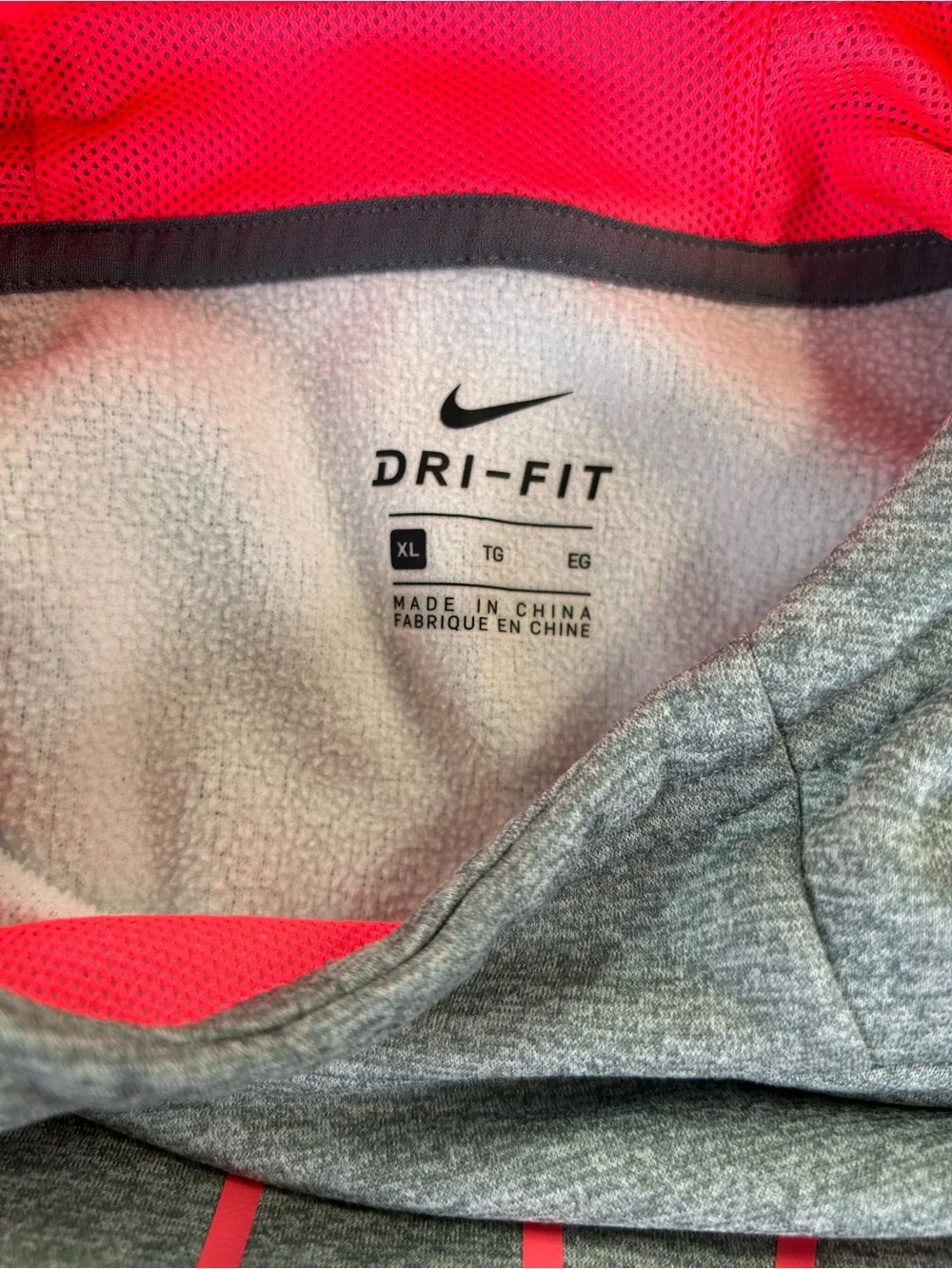 Nike Girls XL Dri-FIT Fleece Hoodie Gray Pink Pullover Athletic Sweatshirt